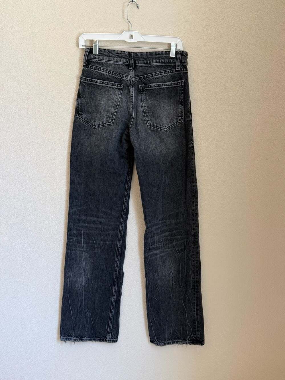 Zara High-Rise Jeans Size US 4 Black Wash Distressed - Picture 5 of 8